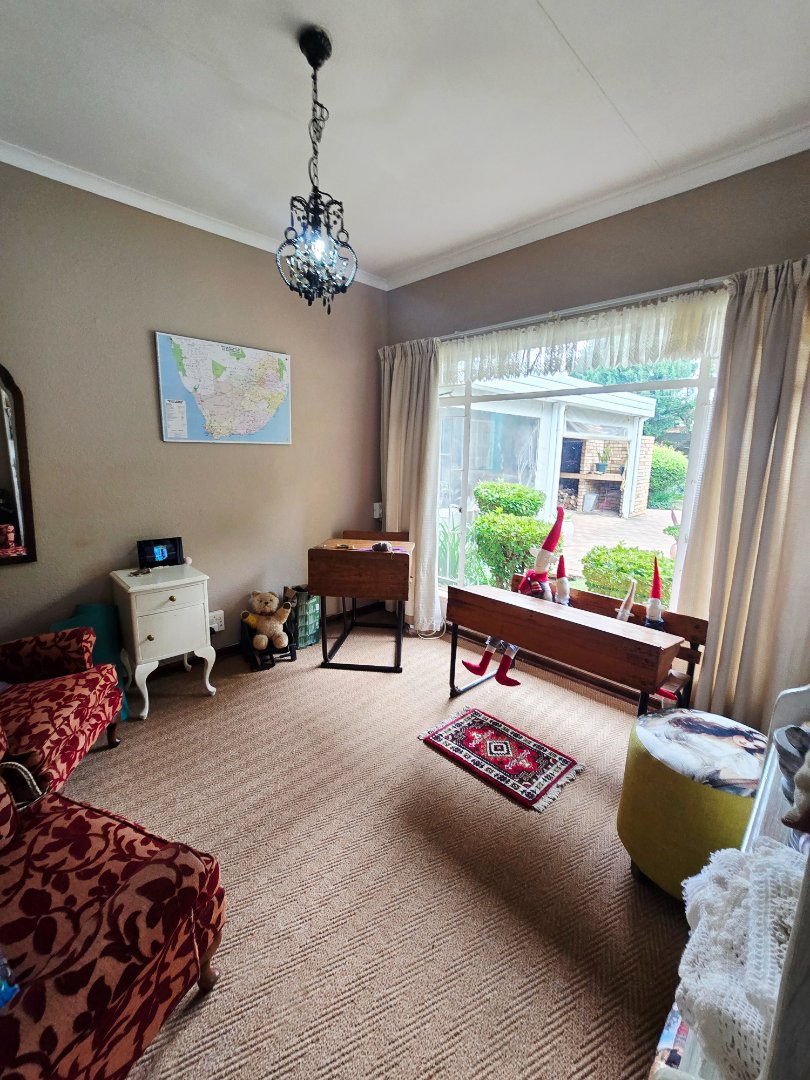 5 Bedroom Property for Sale in La Hoff North West